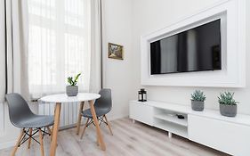 Rose Aura Stay - 2 Bedrooms - Kazimierz District